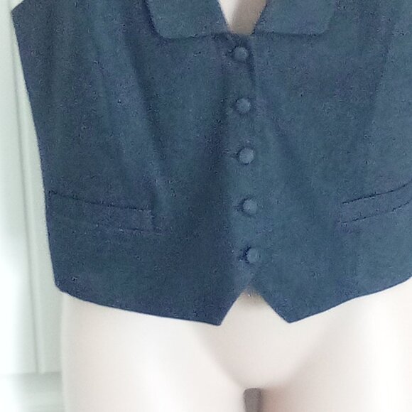 Worthington Women's Black Button-Front Vest - Picture 2 of 6